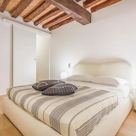 Pietra Di Piazza Grande - Rua Frati 34 Palace By Movebnb * Modena