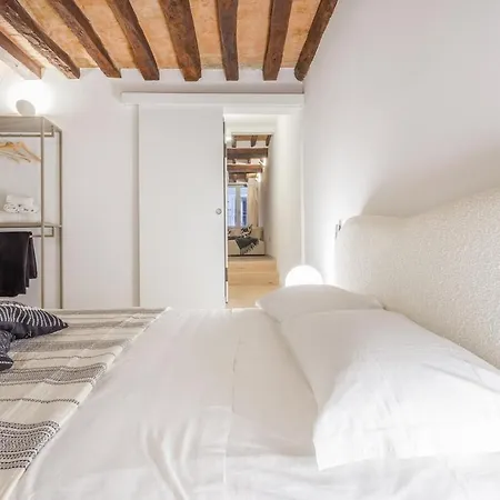 Pietra Di Piazza Grande - Rua Frati 34 Palace By Movebnb * Modène